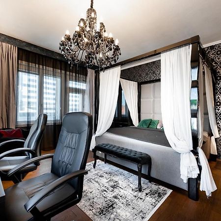 Premium Apt Kosice Center 3 Room 150M2 Hlavna Ulica Luaran gambar