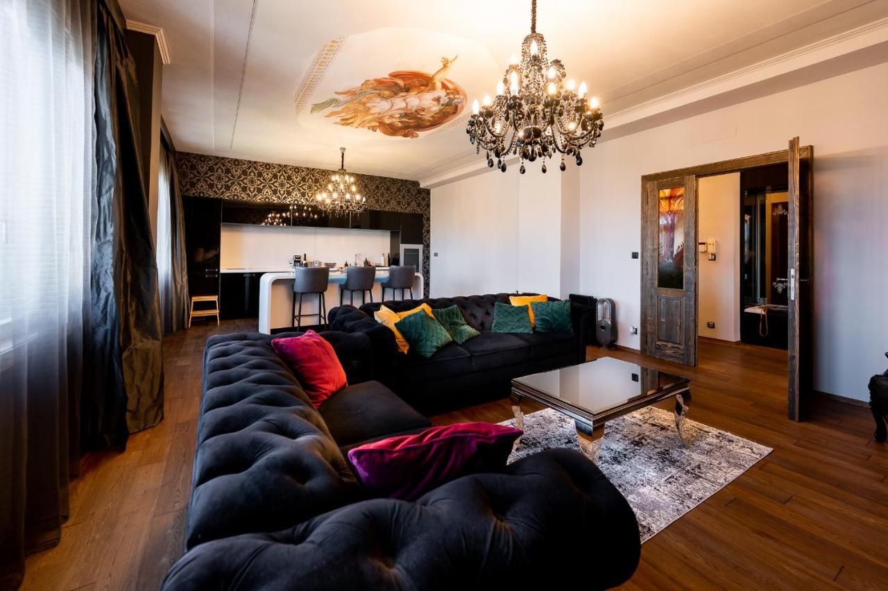 Premium Apt Kosice Center 3 Room 150M2 Hlavna Ulica Luaran gambar