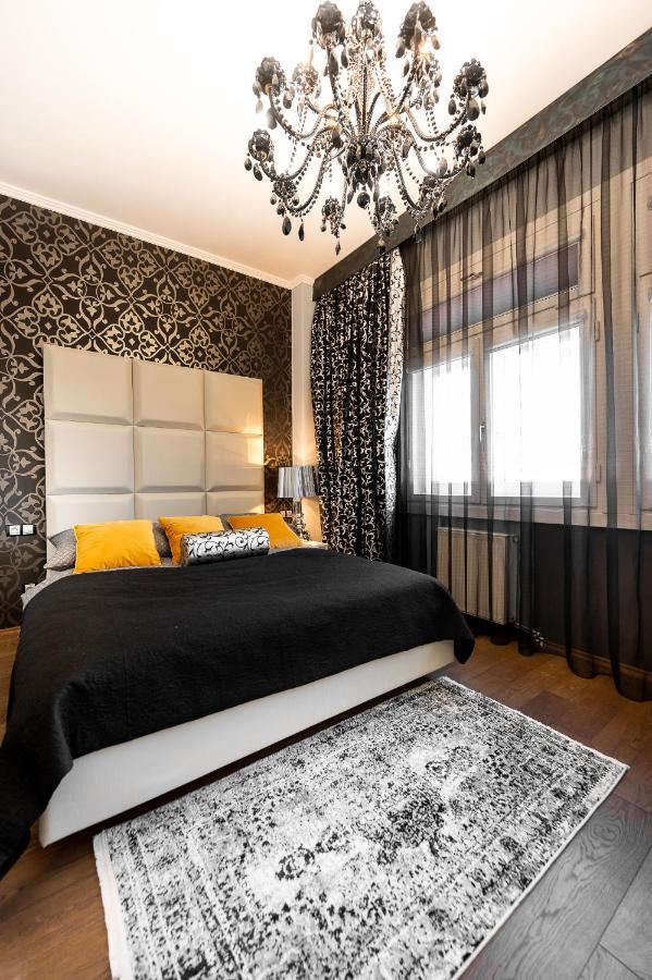 Premium Apt Kosice Center 3 Room 150M2 Hlavna Ulica Luaran gambar